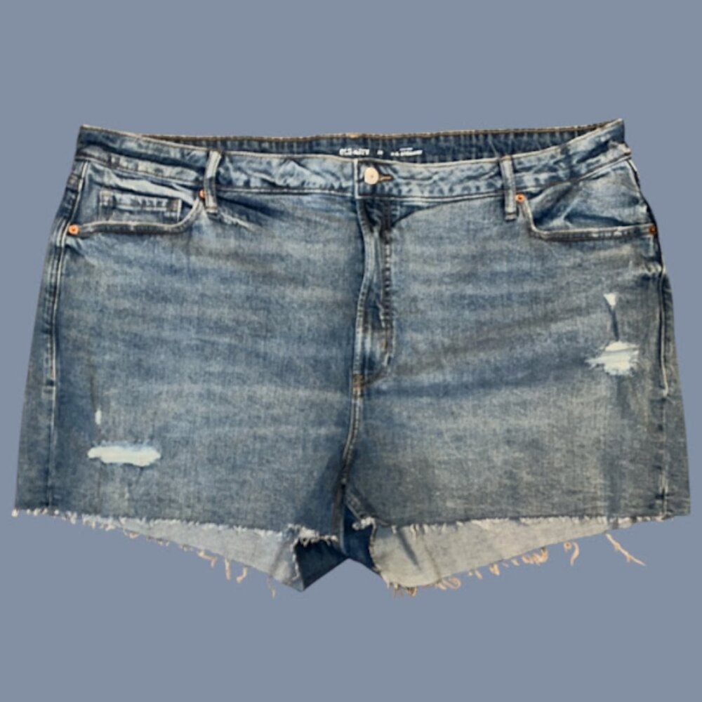 {Plus Size} NWOT~ Old Navy High-Rise OG Straight Shorts~ Med Wash~ Size 26 (B24)